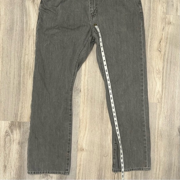 Eddie Bauer Straight Fit Specialty Dyed Gray Jeans Men’s Denim Size 34”x32” - Picture 3 of 7